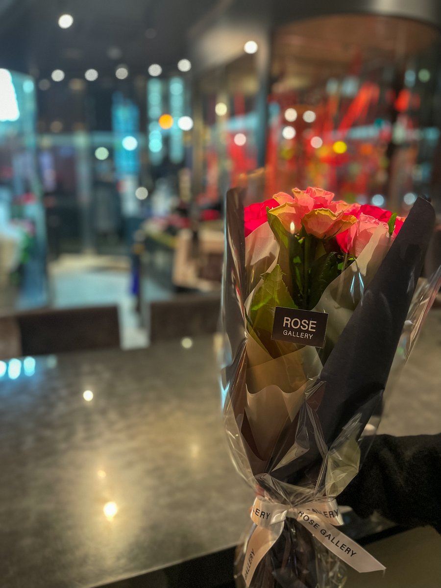 ROSE GALLERY GINZA 12本ブーケ ダズンローズ の通販なら