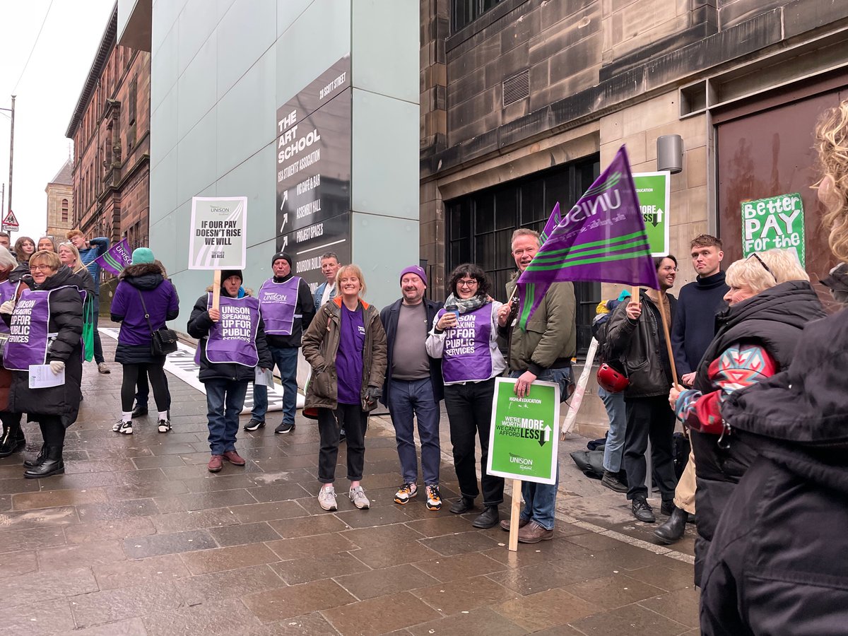 UNISON Scotland Higher Education (@unison_scot_he) on Twitter photo Day one as <a href="/GsaUnison/">UNISON Glasgow School of Art</a> are out in force this morning for a real pay rise - hope management are paying attention! ✊ Day one as <a href="/GsaUnison/">UNISON Glasgow School of Art</a> are out in force this morning for a real pay rise - hope management are paying attention! ✊
