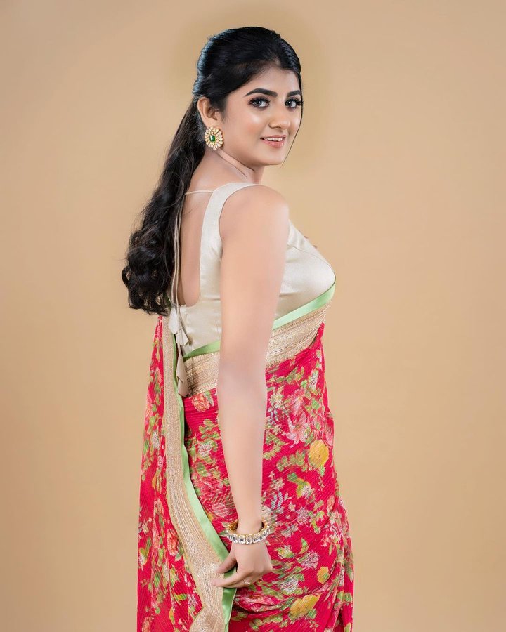 FpE1eLwaMAA82ee?format=jpg&name=900x900