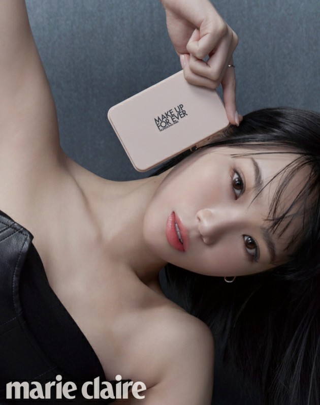 Kkorepo's tweet photo. <トレンドブログ>「#LE_SSERAFIM」#キム・チェウォン、『#MAKE_UP_FOR_EVER』韓国アンバサダーに抜擢https://t.co/KTyyQkvmR8 https://t.co/gKqu9b1jiU