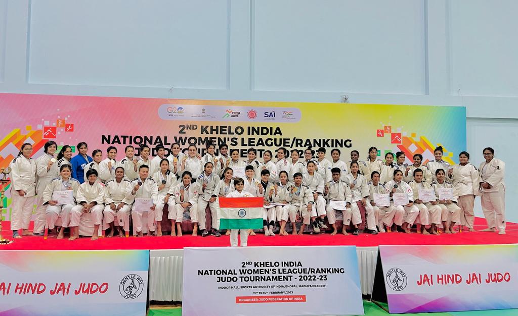 kheloindia's tweet photo. 2nd #KheloIndia National Women's League/Ranking Judo Tournament- 2022-23 concluded yesterday in Bhopal🥋

Around 330 #Judokas competed in the 5-day event. Have a look at the smiling faces of our young participants 😁

Well Played Girls!! https://t.co/ZD1jbhpHYM