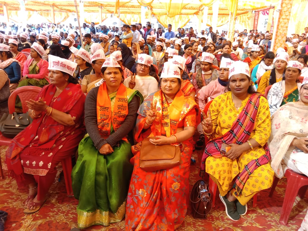 पुरानी पेंशन हक़ है लेकर रहेंगे
#NPSनिजीकरणभारतछोड़ो 
#OPS 
<a href="/vijaykbandhu/">Vijay Kumar Bandhu</a> <a href="/RahulGandhi/">Rahul Gandhi</a> <a href="/PMOIndia/">PMO India</a> <a href="/yadavakhilesh/">Akhilesh Yadav</a> <a href="/cmohry/">CMO Haryana</a> <a href="/CMOGuj/">CMO Gujarat</a> <a href="/CMOKerala/">CMO Kerala</a> <a href="/CMOfficeAssam/">Chief Minister Assam</a> <a href="/UPGovt/">Government of UP</a> <a href="/Chandra11224280/">C.P.rao</a> <a href="/TrSanjayPatel1/">Tr.Sanjay Patel (NMOPS/ATEWA)</a> <a href="/TheLallantop/">The Lallantop</a> <a href="/ravishndtv/">ravish ndtv</a> <a href="/RaoCP1/">ATEWA PRATAPGARH</a> <a href="/PatiNeeraj/">Dr. neeraj pati Tripathi</a> <a href="/TrRajat84/">पेंशनविहीन रजत</a>