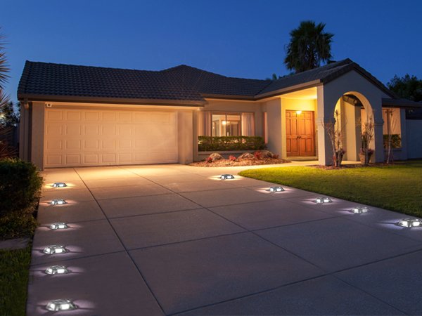 HyggeLed's tweet image. Enjoy your deck all year round with these durable and weather-resistant lights 🌧️❄️ Our deck lights are made to last! #WeatherproofLighting #YearRoundOutdoorLiving #OutdoorDurability#hyggeled #quntis #decorlights #decorlight #leddecor #ledlight #festivemood #Xas #holidays