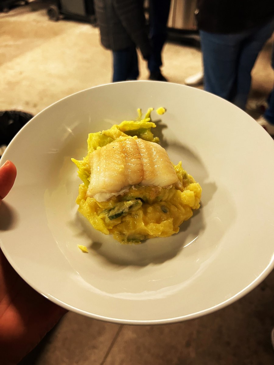 KICK-OFF 2023 

Au programme cette année : des activités destinées à renforcer la cohésion d’équipe, les perspectives d’avenir et de l’évolution future chez Arexo. 💪

Nous terminons la journée par un barbecue chez @GardenAbeels. 🍖

#kickoff #agile #teamwork #team #strengthening