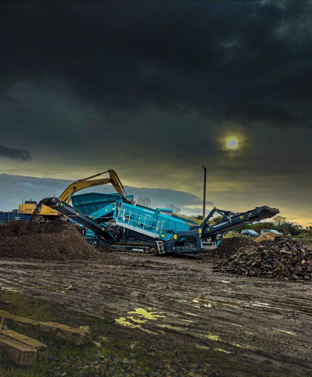 midulster_mega's tweet image. Not To Be Missed! Discover how &amp;amp; where these mean machines are built! (Pssst: they're made in Mid-Ulster!) Happening today at 11.30am at their Dungannon site. @niscifest @TerexCorp @Economy_NI @InvestNI @MidUlster_DC #nisf2023 #terex