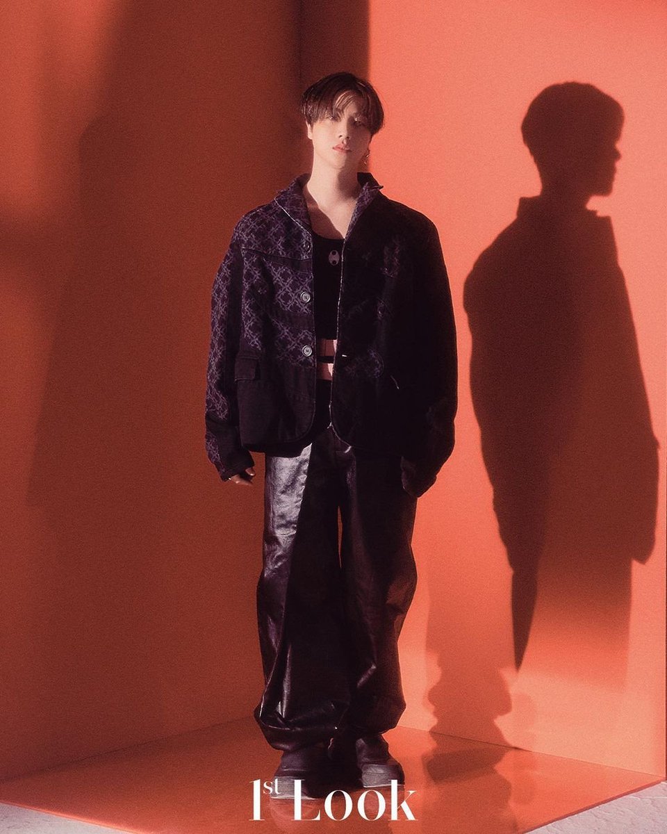 doyijinaren's tweet photo. [23.02.16] 1stlookofficial IG Update with JINHWAN &amp; #iKON ❤️❤️

“WE ARE THE REASON”

https://t.co/D6HhVRcVYp

#JAY #JINHWAN #진환 #ジナン
#iKON #아이콘 #HWANSTAGRAM 
@iKON_gnani_____ @iKONIC_143 https://t.co/Wo89kDl616