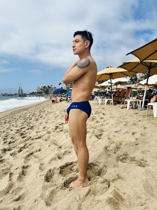 Missing the beach ?️ @alejandroxwood1 https://t.co/YTocSaje0V