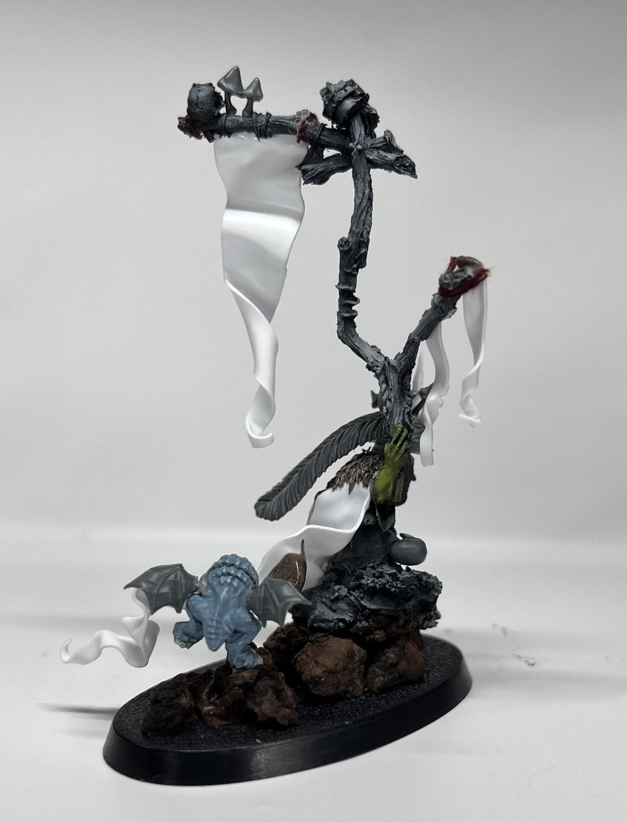 Customized Skragrott update: he is angry and fancy. 

Get off his lawn.

Moon to go on tomorrow if things work out according to plan. #warhammer #WIP