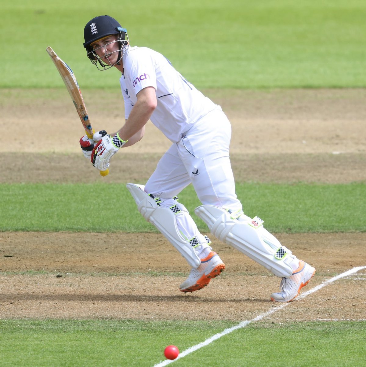 SunRisers's tweet photo. Fifty off just 4️⃣3️⃣ balls ⚡

Harry Brook resumes service in the 1️⃣st Test against New Zealand 🔥

#NZvENG #OrangeArmy https://t.co/XLnDYDAwRm