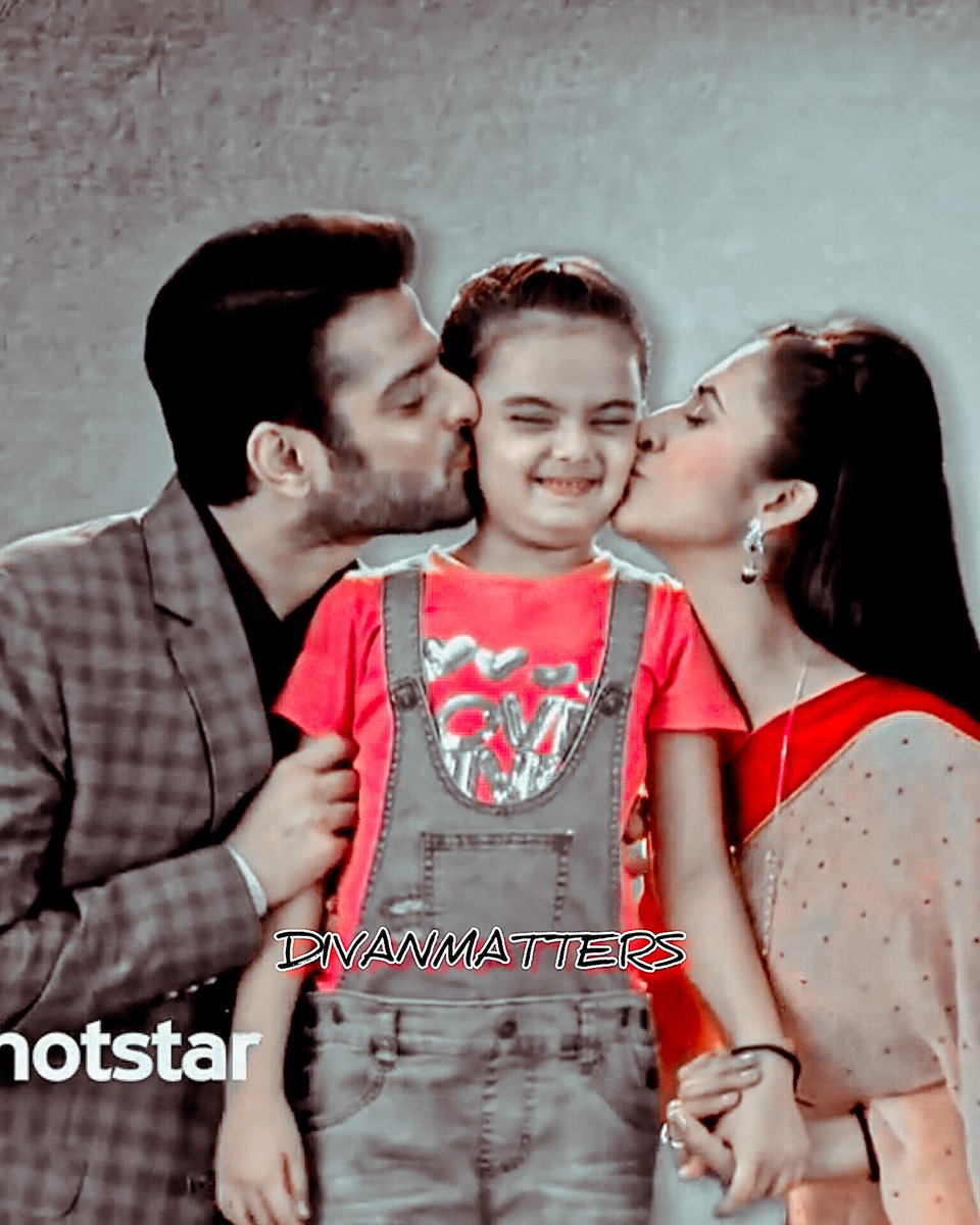 Divanmatters's tweet photo. How much I miss this trio onscreen
Mesmerizing my Childhood rewatching the Series
My favorite of All time
@Divyanka_T #RuhanikaDawan #KaranPatel #DivyankaTripathi
#DivAnRu #IshRaRu #Yhm #YeHaiMohabbatein https://t.co/5JGY9XVqhQ