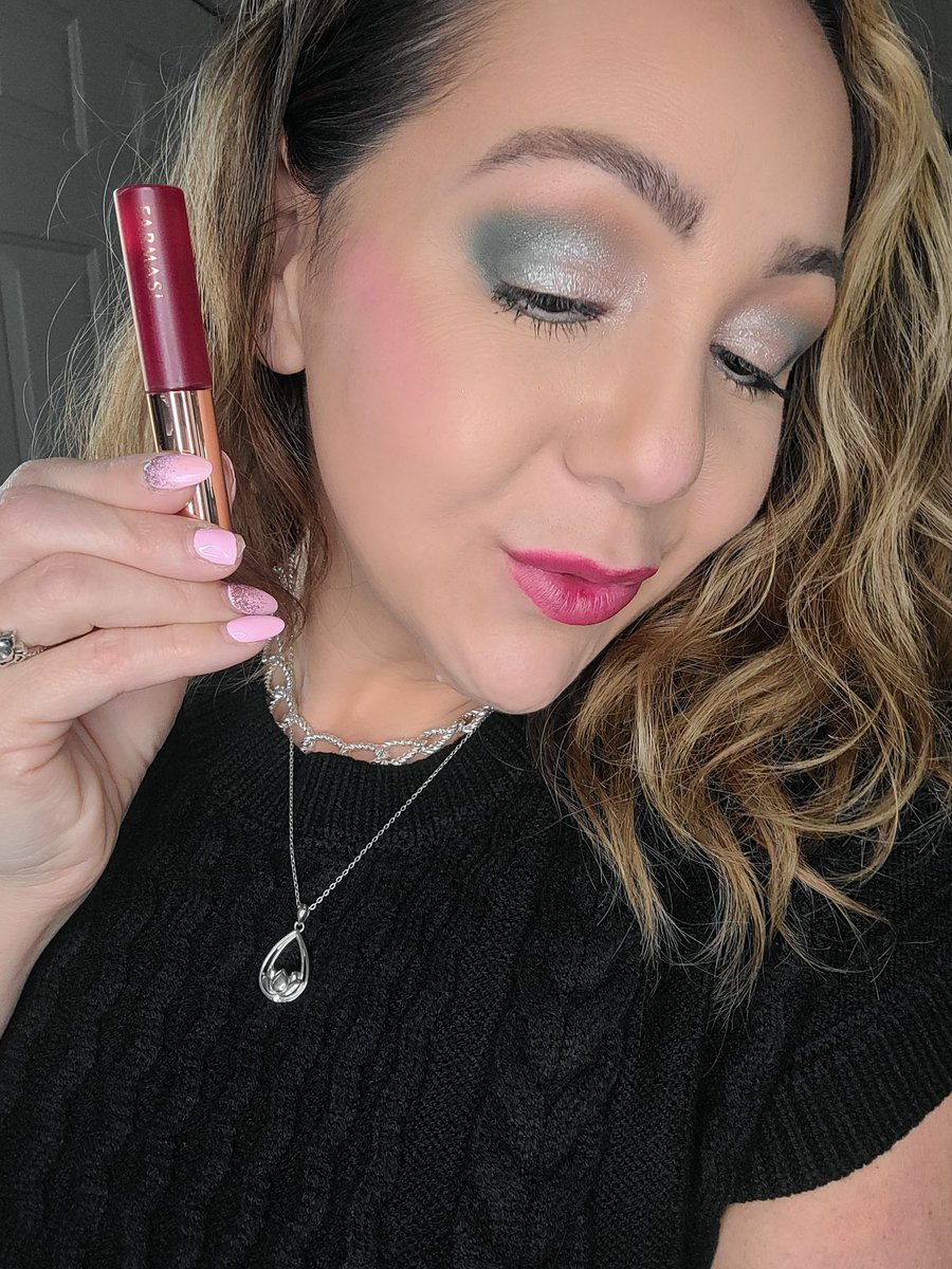 bosslady_glam's tweet image. Customer promo this week!!!
Free 🍒 Cherry Bomb Lip &amp;amp; Cheek Tint with qualified order.. Drop a 🍒 for info! #beautybytheboss