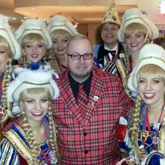 lunke1974's tweet photo. Heute beginnt der Straßenkarneval in Köln. Ich wünsche allen die sich dafür begeistern können ein dreifaches Alaaf oder Helau. Allen anderen ein einfaches Moin. https://t.co/qIJgPRqupT