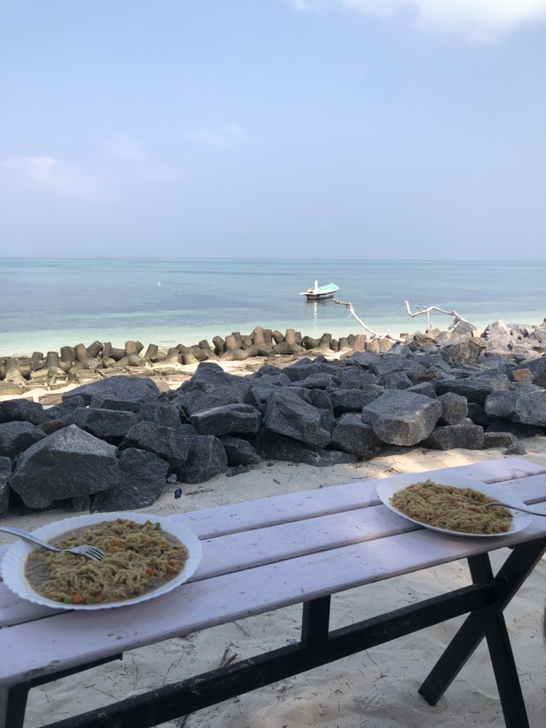mehranshu's tweet photo. Breakfast with view #whitepearl #agatti #pristinebeach #sunshine https://t.co/O5APaNWM2r