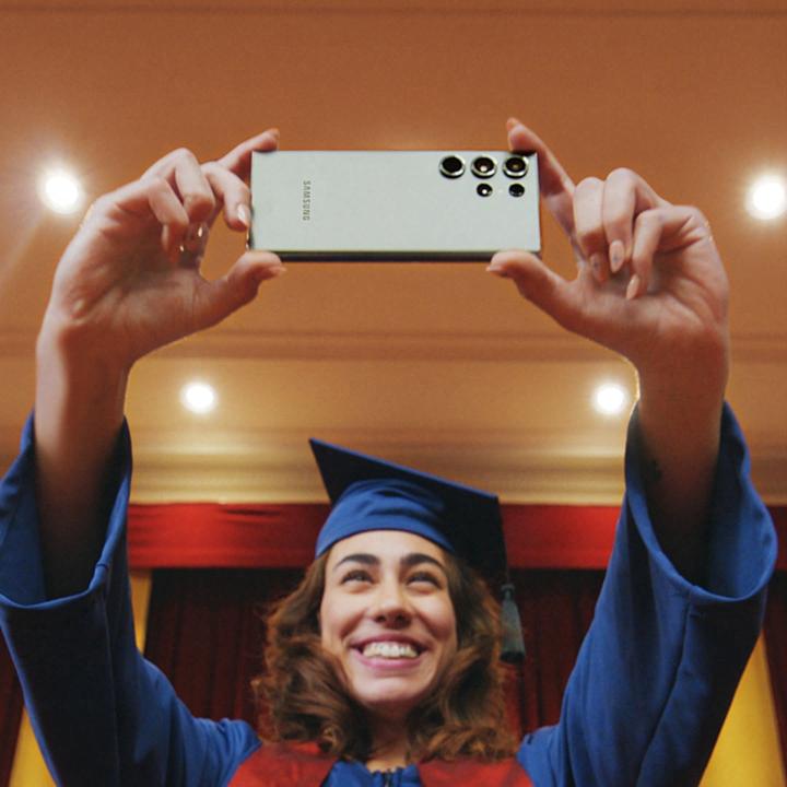 Samsung Malaysia on Twitter: "The future looks bright. And super sharp ...