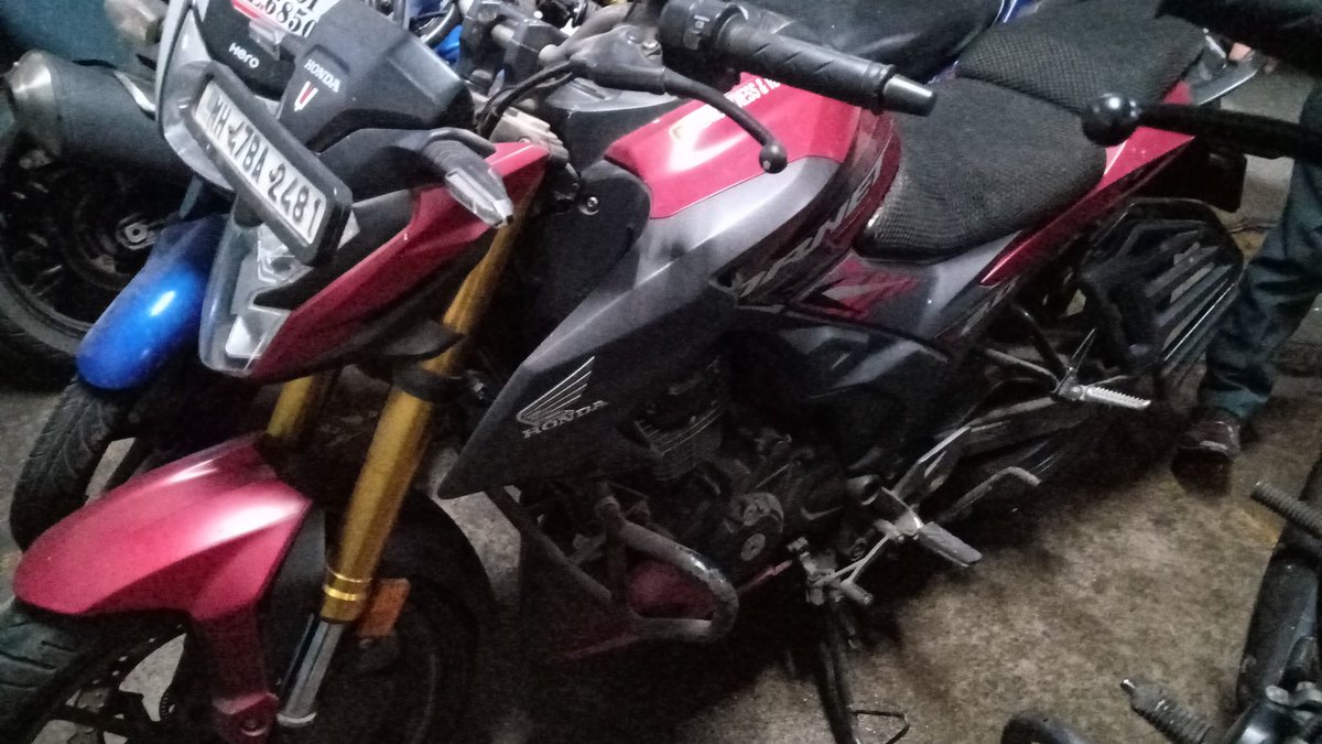 RgFitness's tweet photo. @HRC_MotoGP It's been a year I purchased Honda hornet 2.0 in 10000 km my block piston has been damage and I am not getting the part. I request you to get in touch with me and arrange a block piston kit of Honda hornet 2.0.

@HondaRacingF1 https://t.co/SiSSgF65gN