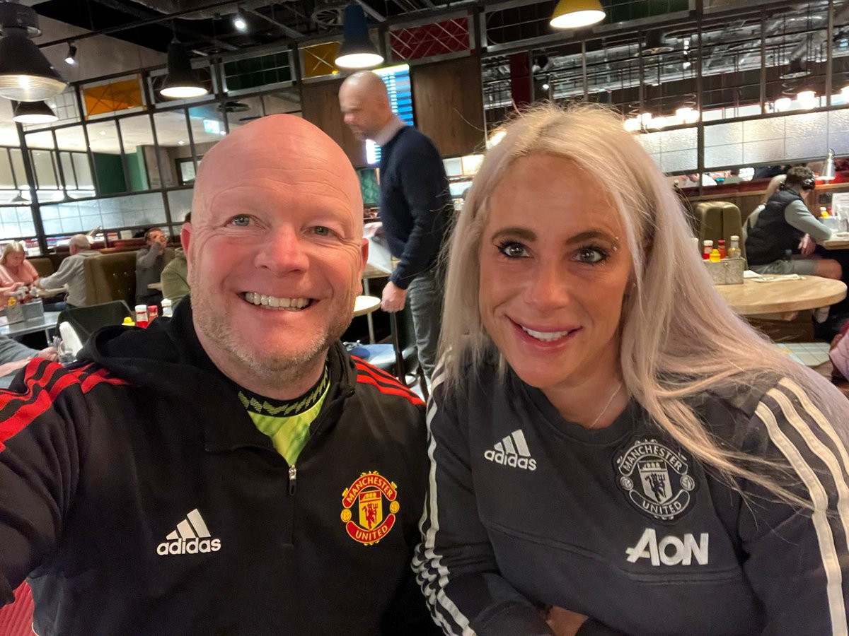 MissKDavey's tweet photo. Barca bound with @RGD74 #RedsOnTour #RedArmy #RedTilDead #EuroAway #MoreFootball https://t.co/eYhDK003l2