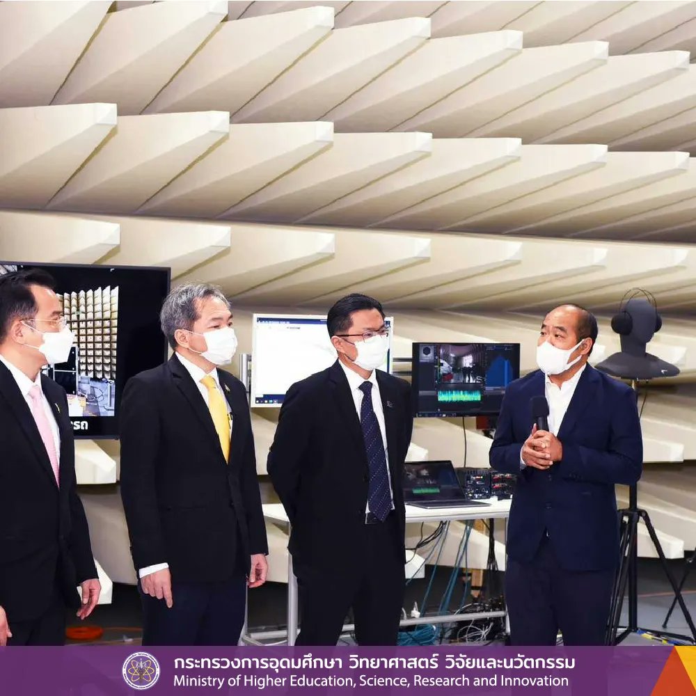 MHESIThailand's tweet image. 🚄สวทช.-กรมราง-สทร. ผนึกกำลังยกระดับอุตสาหกรรมระบบราง 🚝 ตั้งเป้าสนับสนุนการผลิตชิ้นส่วนเพื่อใช้ทดแทนในระบบขนส่งทางราง เพื่อขับเคลื่อนระบบเศรษฐกิจและเพิ่มขีดความสามารถในการแข่งขันของประเทศ 
อ่านเพิ่มเติมได้ที่ : nstda.or.th/home/news_post… 
#MHESI