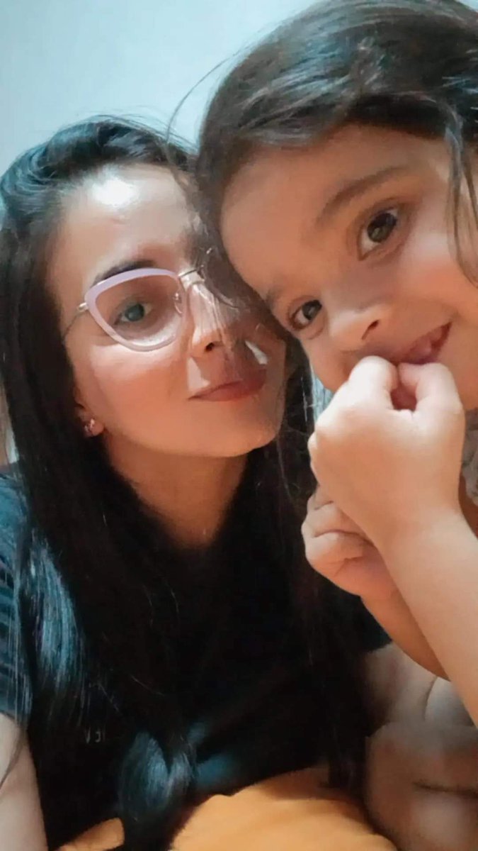 YellowLoren's tweet photo. mi almita preferida 🩷🩵🩷 https://t.co/OWLzThlBuW