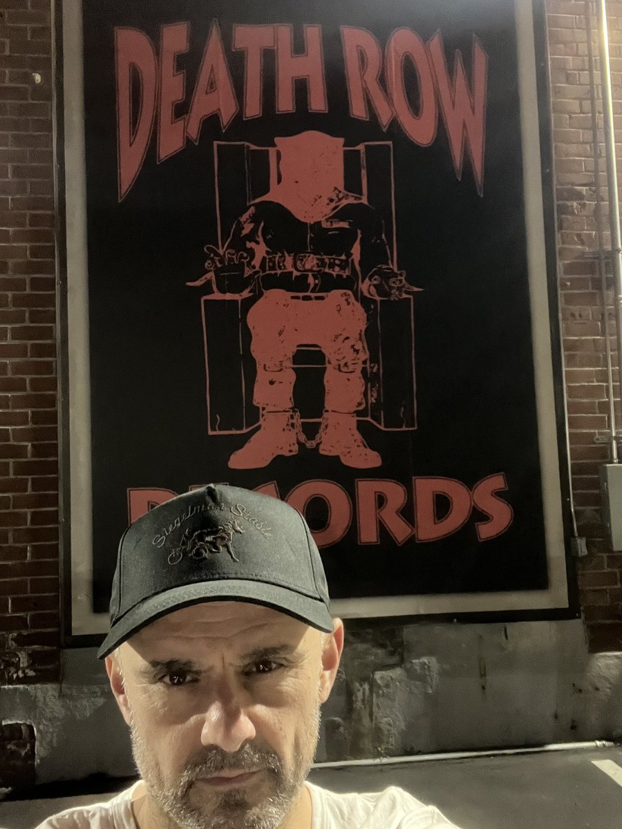 Gary Vaynerchuk (@garyvee) on Twitter photo 