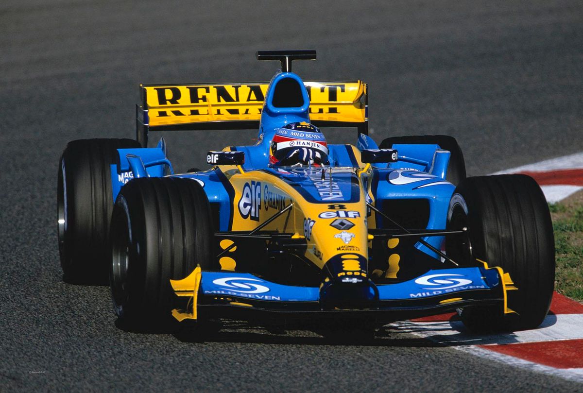 CrystalRacing's tweet photo. Fernando Alonso, Renault R24, 2004 #F1 testing https://t.co/AADwQnlxs2