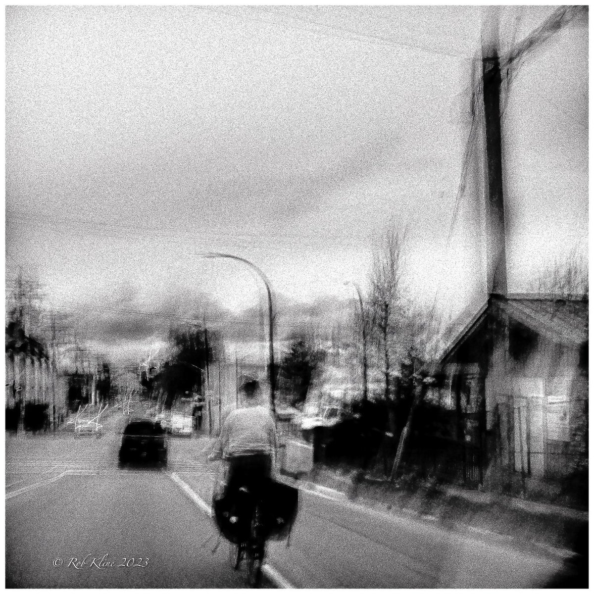 Crossroad.  #icm #icmphoto #bnwphoto #monochrome #streetleaks #life_is_street #blur #crossroads #blackandwhite #blackandwhitephotography #grainisgood #bicycle #victoriabc