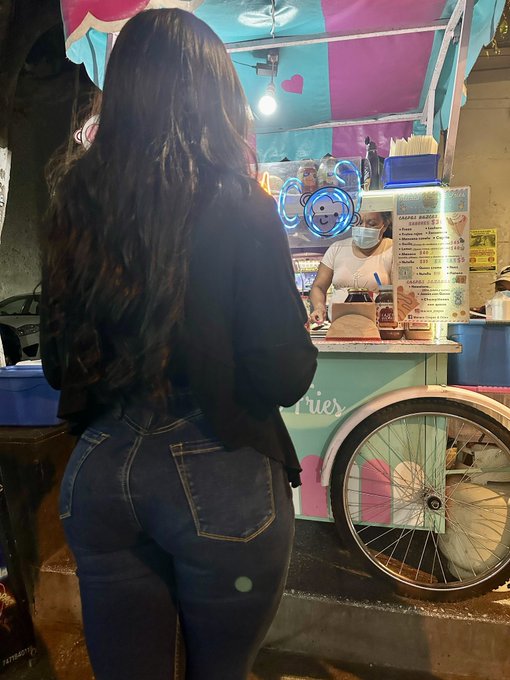 Hab&iacute;a una colota en las crepas https://t.co/HKrnul5CRX