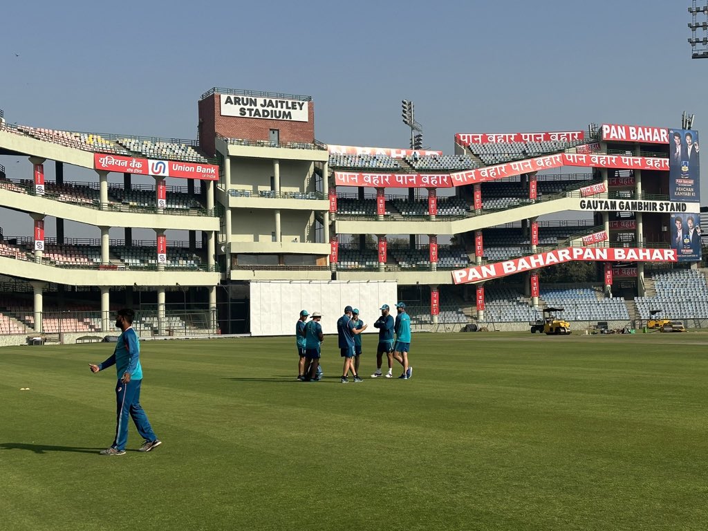 GabbbarSingh's tweet photo. Feroze Shah Kotla is not a stadium it’s a giant Gutkha ad. https://t.co/ZcMJftaifD