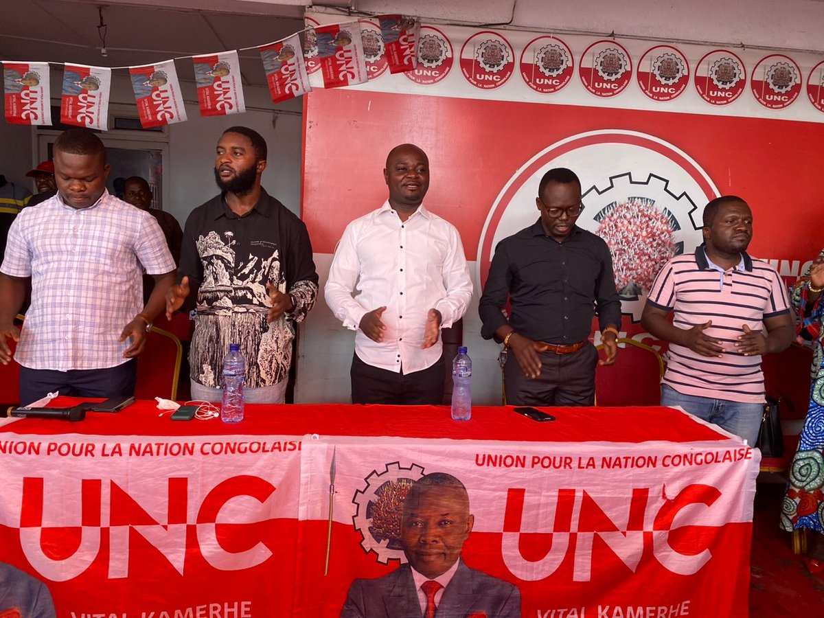 sylvainlumuanga's tweet image. La réunion hebdo de la cellule de recrutement et implantation a été tenue ce mercredi par le coordon #Papy #OKATA en présence du SG 5🌟 @BillyKambale1 et du coordon #MPN Dr @SeleYemba ,il était quest d&apos;un réarmement moral aux recruteurs pr les enjeux électoraux
@KamusakyJossar1