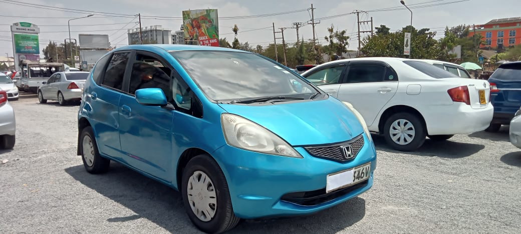 SashcomM's tweet photo. 2007 Honda Fit | 1300cc Petrol Automatic | Power Windows | 
✅ Price 750K Trade In Accepted Call 0782 392081
#hondafit #Sakaja
Website link:https://t.co/o9F7lx7lLK https://t.co/AqnF4dL4fN