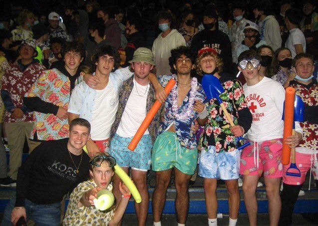 odeastudentpage's tweet image. TMRW AT BELLEVUE COLLEGE AT 5!
THEME IS TROPICAL
ATTENDANCE IS MANDATORY AGAINST BELLEVUE 
GET ROWDY!