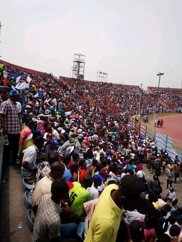 siredecent's tweet photo. More pictures from the APC Presidential Campaign in Port Harcourt. It was massive. Rivers State is for Jagaban.

#BATinPH https://t.co/UsxhdAlf2U