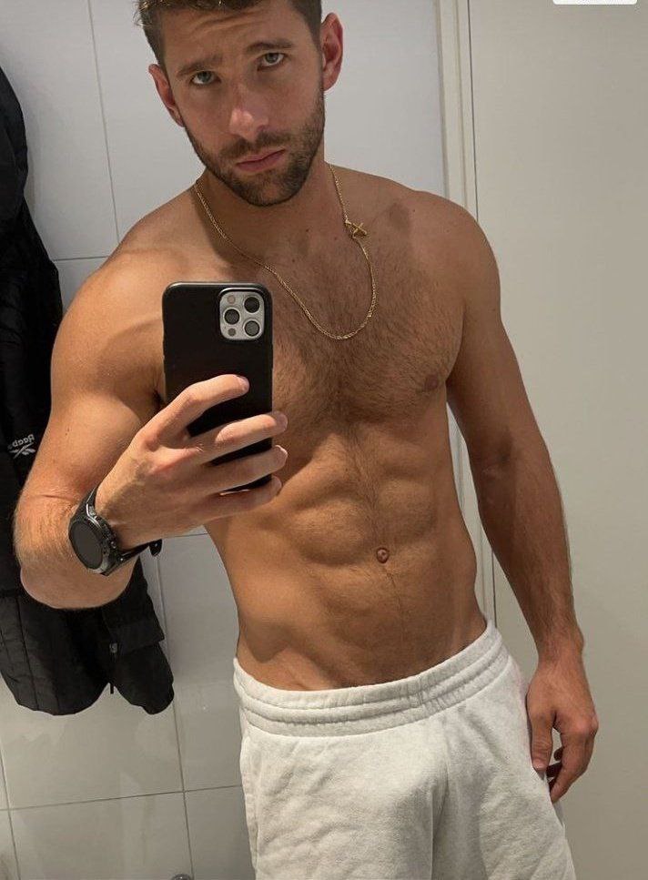 ellobohot's tweet photo. #rickyalvarez #desafiosuperhumanos que rico bombon! https://t.co/njPGguc6zQ