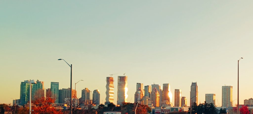 sfaruque12's tweet photo. #throwback to this skyline 🏙☁️ https://t.co/1O2M6eXEM0