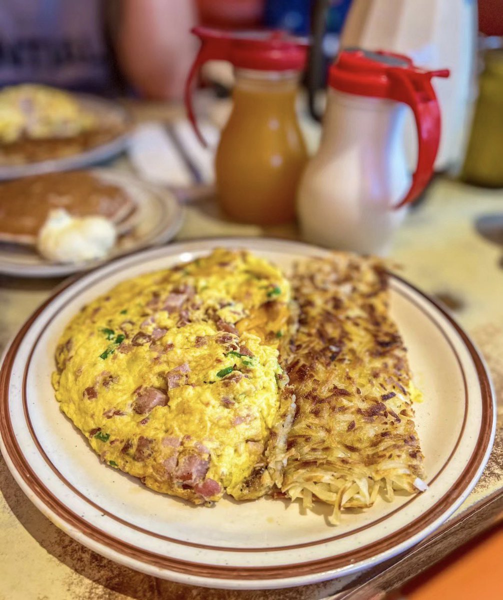 Danielle (@mee_itsmee) on Twitter photo 