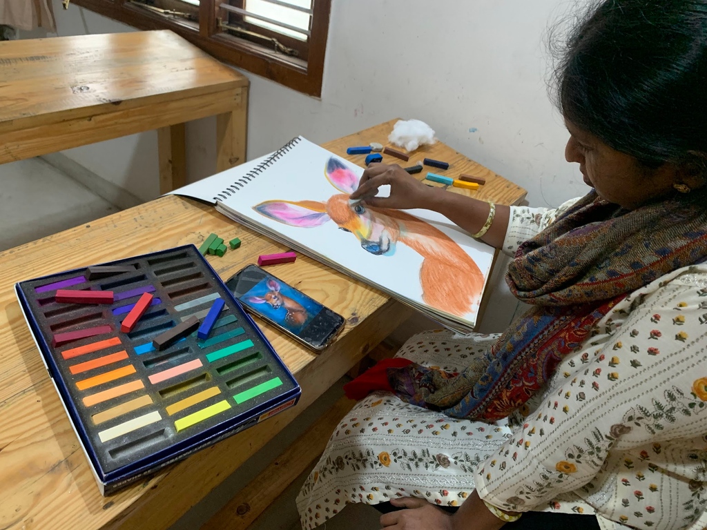 sampratishta's tweet image. Teaching art can be one of the most magical experiences - so why not take your skills to the next level with an art teacher training course? 

Tap the link to get all the details: sampratishta.org/diploma-in-art…

#teachart #educator #artteacher