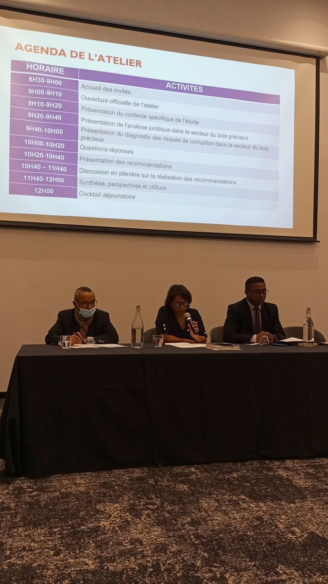 KeRafitoson's tweet photo. Today, @TI_MDG along with the #CCWT #Madagascar consortium @wwf_mada @TRAFFIC_WLTrade #AVG funded by @USAIDMadagascar launched the results of a study on the legal framework & assessment of corruption risks in the "precious wood" value chain in the #Menabe region @anticorruption https://t.co/JmAcxXo6lT
