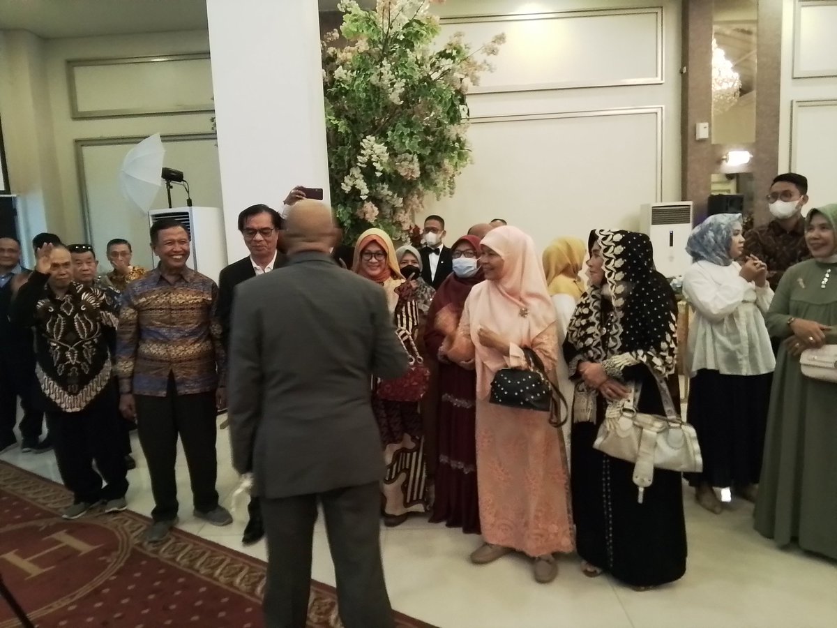 Pendukung Partai Republik tweet media