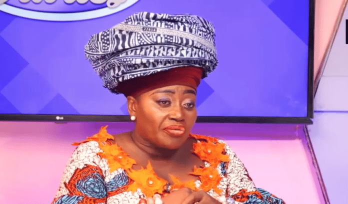 Hitz1039FM's tweet photo. #TheBigStory: “Until God approves the relationship, don’t spend even GHS 10 on her” – Akumaa Mama Zimbi

What do you have to say about this? How does one tell when a relationship is approved by God?

#DaybreakHitz https://t.co/ETGtRuPbI7