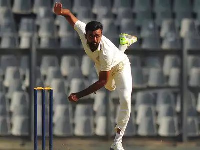 manojjoshimedia's tweet image. Keeping in mind the strength of their seamers, Bengal made a green top wicket, but got trapped themselves .... Well bowled Unadkat…Well bowled Chetan Sakariya 
#Cricket  #RanjiTrophyFinal  #JaydevUnadkat   #chetansakariya  #domesticcricket