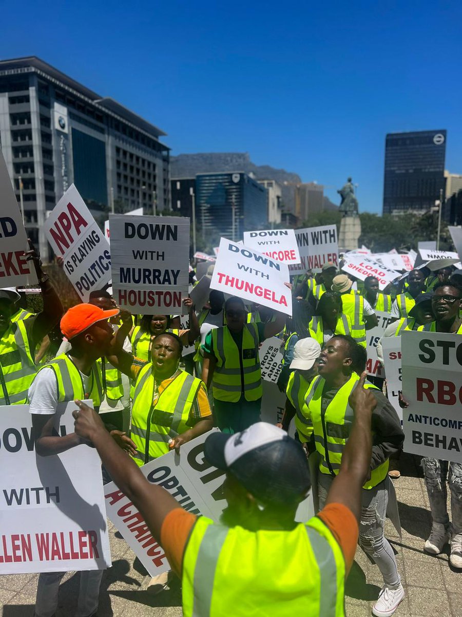 NewAgeArt2's tweet photo. As a youth member we know that unemployment is tough and that is why we should help save Optimum Coal Terminal because it can help create more job opportunities and if we don't save it then a lot of people lose their jobs 

#OCTCourtday https://t.co/fmoW5eNflq