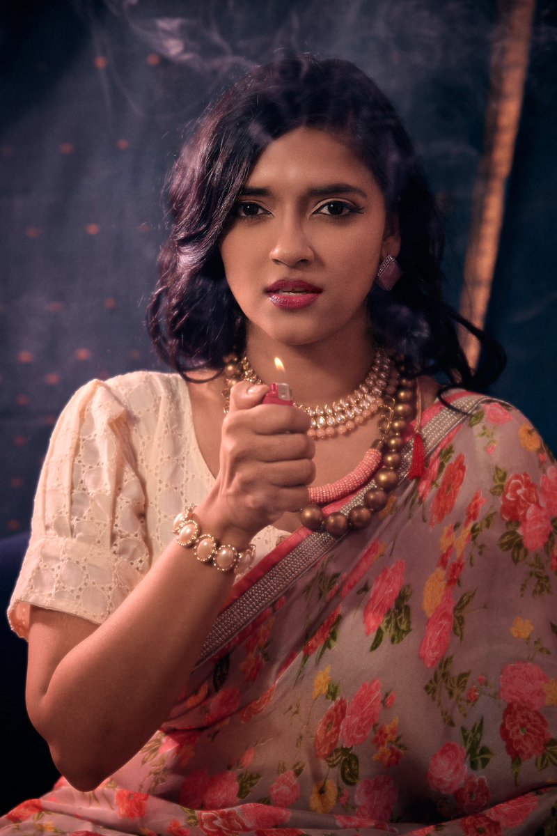 Vasundhara (@ivasuuu) on Twitter photo Give a girl a good cuppa and she can take over the world. 
Concept and mua <a href="/s_chinnu_rajan/">Suprajha S Rajan</a> 
Photography <a href="/g_vigneshwaran_/">Vigneshwaran Ganesan</a> 
Hair #hairbyaishwarya 
Lights by Sekar. 
Studio #yesstudios Give a girl a good cuppa and she can take over the world. 
Concept and mua <a href="/s_chinnu_rajan/">Suprajha S Rajan</a> 
Photography <a href="/g_vigneshwaran_/">Vigneshwaran Ganesan</a> 
Hair #hairbyaishwarya 
Lights by Sekar. 
Studio #yesstudios