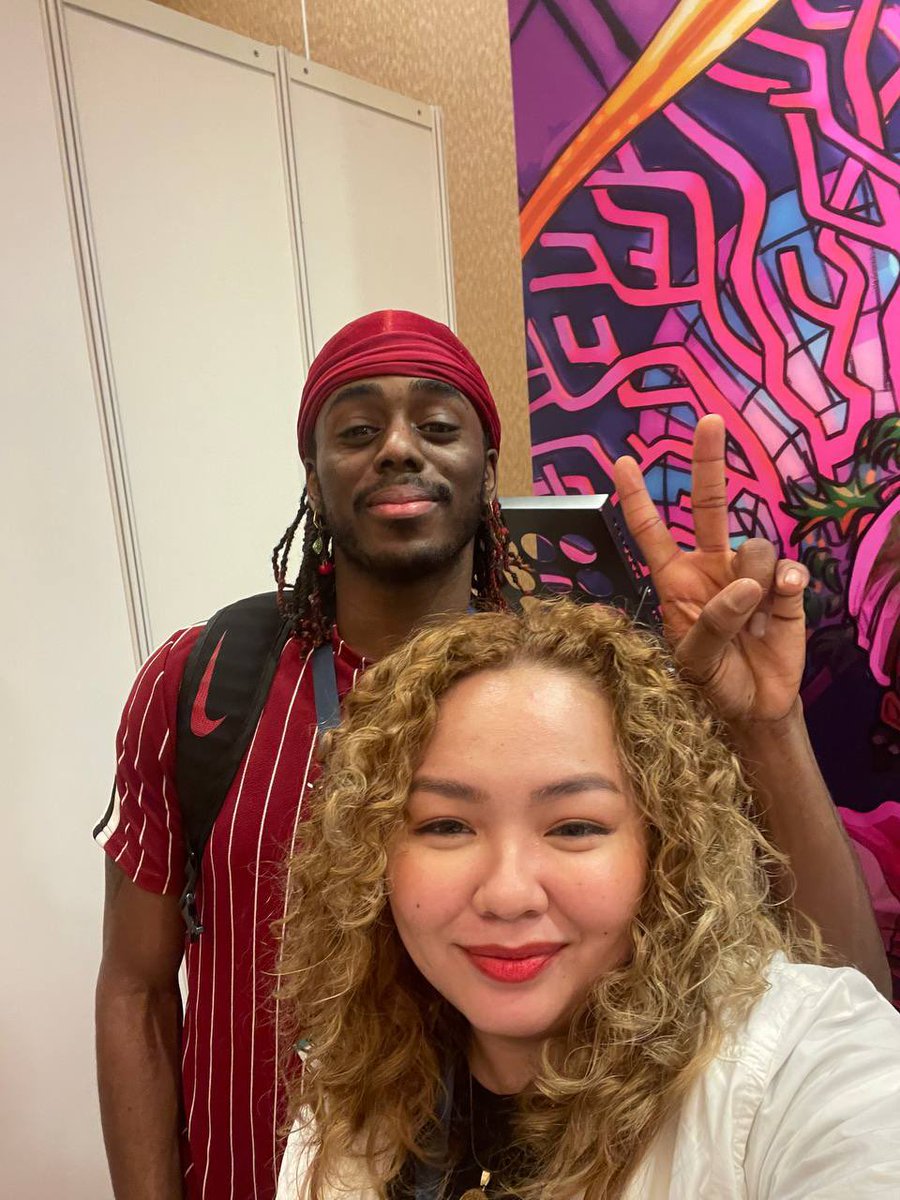 metarollers's tweet photo. Hurry up to meet us in Singapore at @blockchain_fest! Hugs @JaR0uge you are amazing! #metarollers #GameFi #Entertainment #booth #CommunityFirst #engagement #havefun https://t.co/wpiZ3Dy2jQ