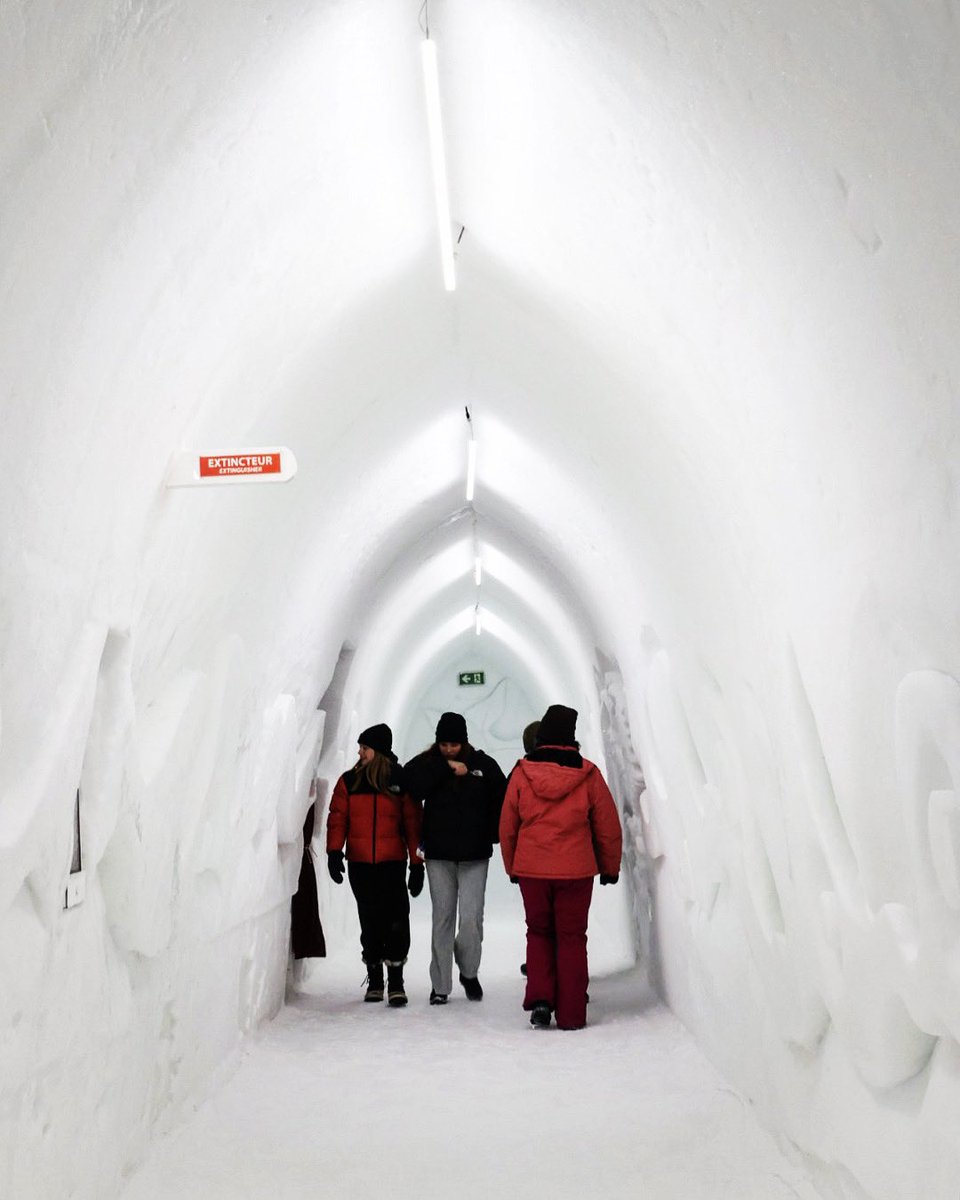 davidmuttiah's tweet photo. Visited the Ice Hotel in Quebec City 🇨🇦 and decided not to spend the night freezing myself. Pretty cool place to visit, but not quite warm and cozy. #icehotel #qubec #quebeccity #canada https://t.co/r5lMfZgkLE