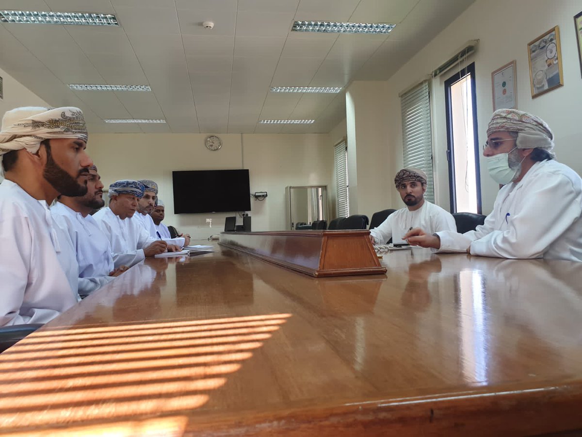 dghs_dhahirah's tweet photo. استقبلت دائرة الرعاية الصيدلانية والمستودعات الطبية بالمديرية فريق عمل من المديرية العامة للتموين الطبي في زيارتهم الميدانية للمحافظة.
تم خلال الزيارة مناقشة التحديات الحالية وسبل حلها.
وقام الفريق بزيارة المستودعات الطبية بمستشفى عبري والمستودعات الطبية الإقليمية بالمحافظة. https://t.co/tqnSdhVehV