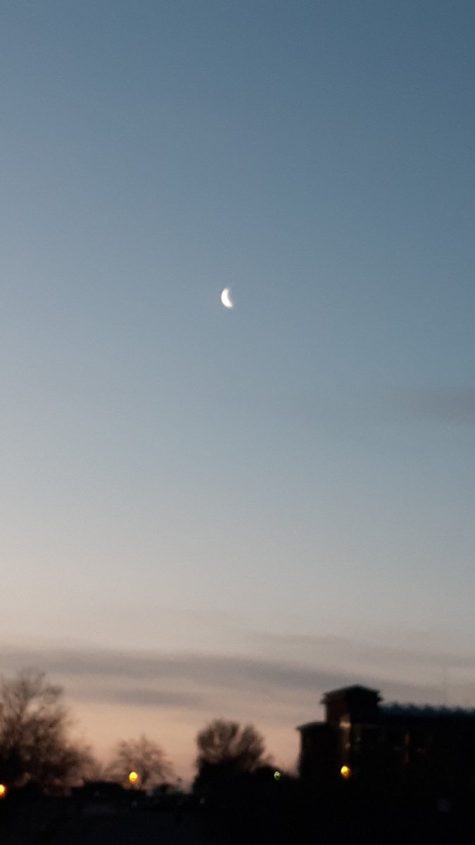 Sol y Luna, bendecid al Señor
