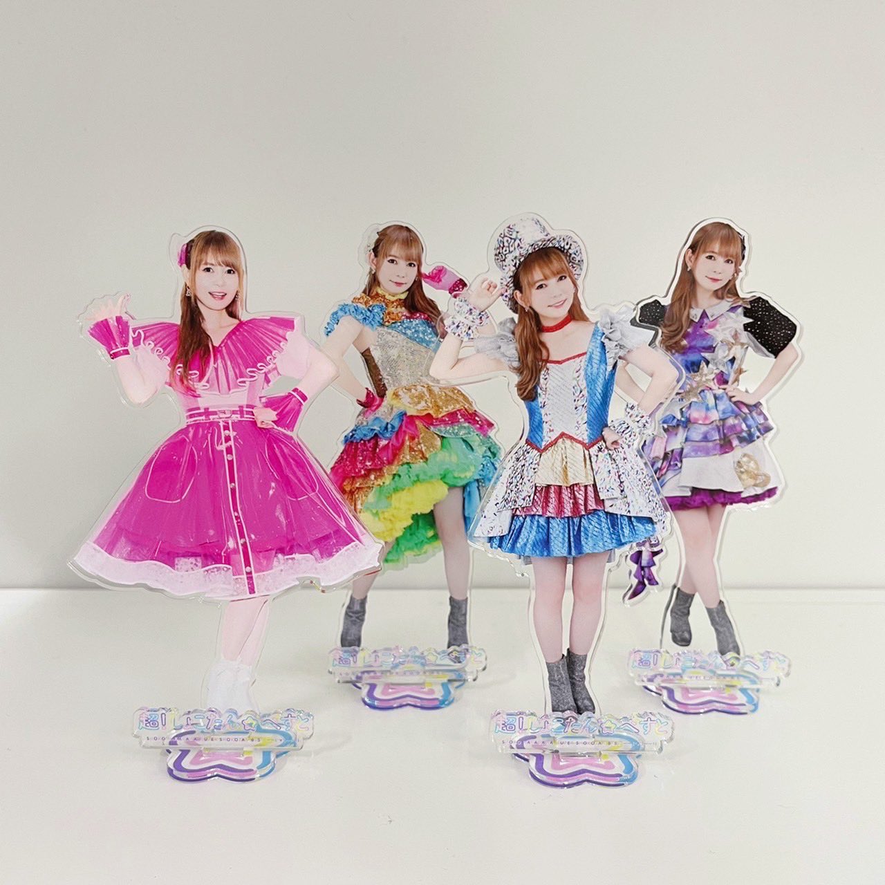 中川翔子 ACROSS THE WORLD 特典アクリルスタンド ジャケット衣装 中川翔子 ACROSS THE WORLD 特典アクリルスタンド ジャケット衣装