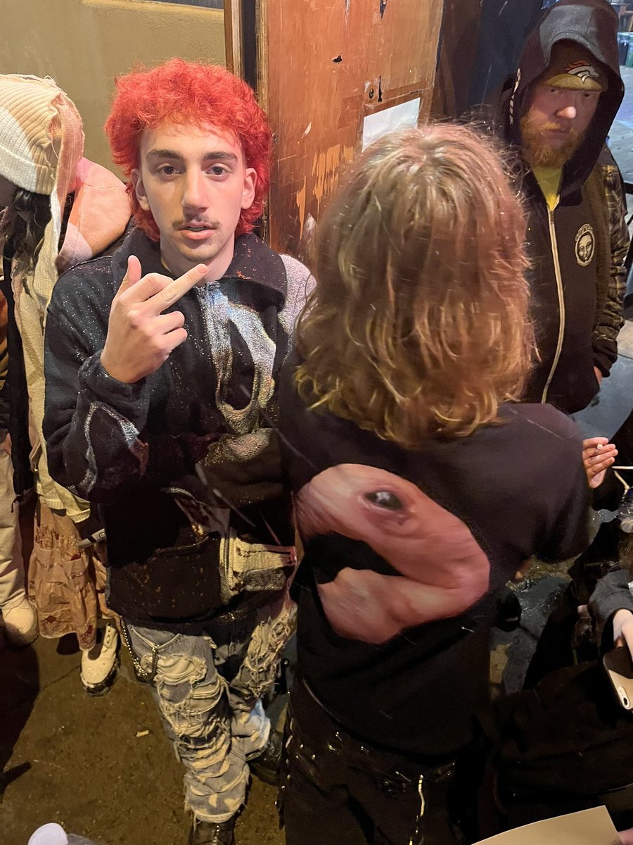 chcksta's tweet image. ##helse ##🧟‍♂️🧟‍♂️🐭