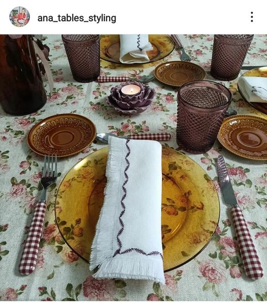 noeliaSolla's tweet photo. Maneras diferentes de celebrar #comadres 😍
➡️ #ComadresJP
Taller de mesas y showcooking para #EmbutidosJP🔝
Será esta tarde en #Kerámica, #Gijón.
El taller de iniciación al arte de poner la mesa será impartido por #AnaTablesStyling
Un placer asistir. Gracias @Cromium_digital 😊 https://t.co/xPnGGCdSs9