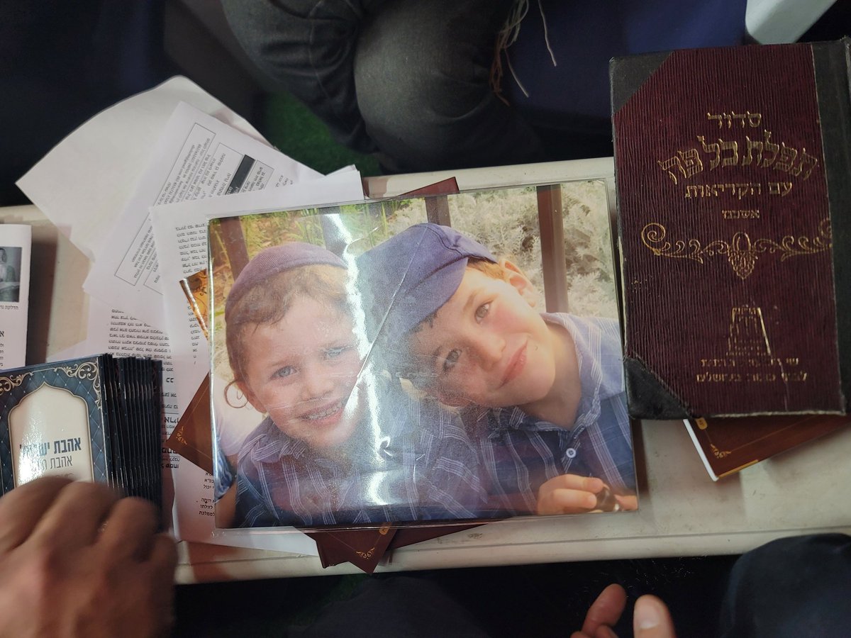 Chaskel on Twitter "Carrying the tears & condolences of family