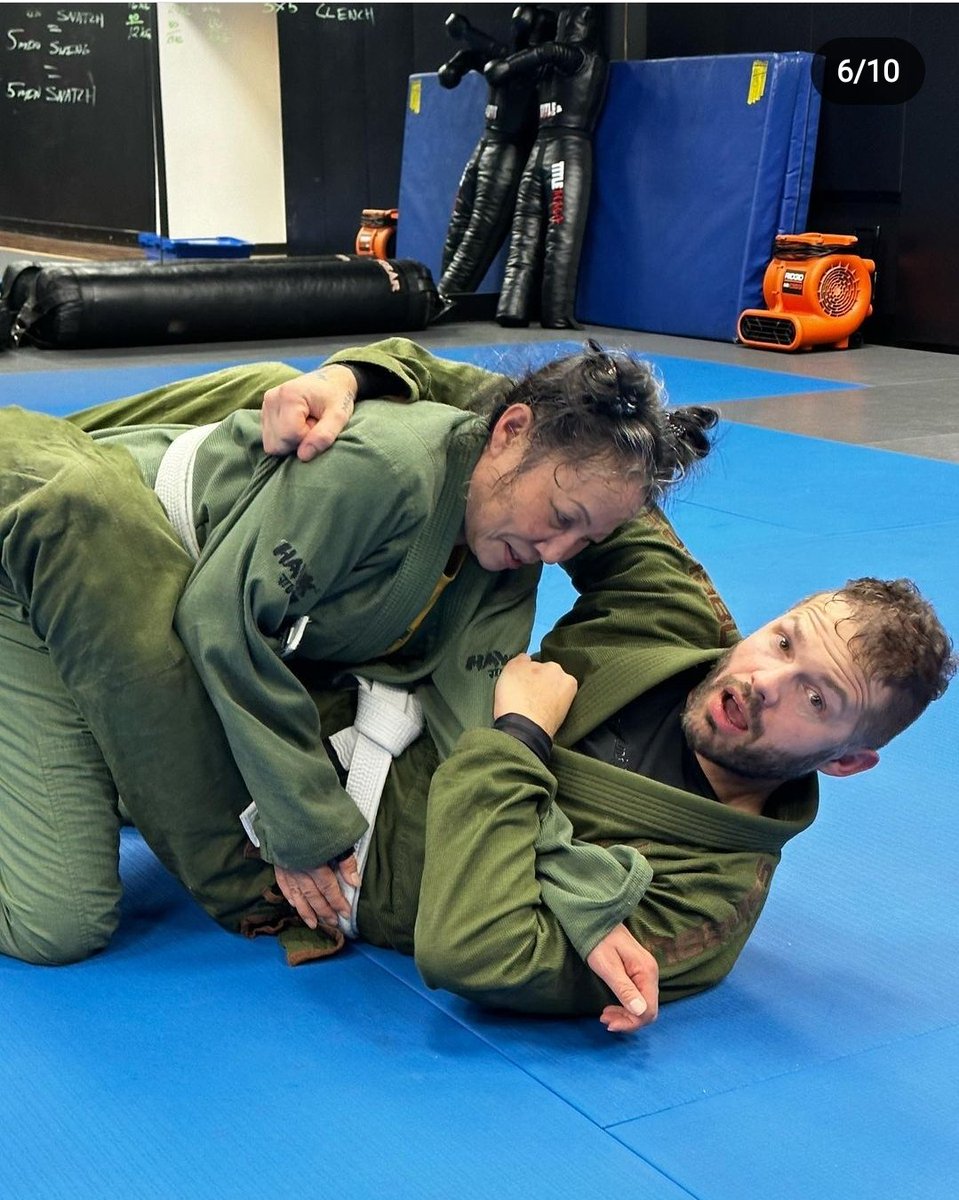 FrancesLycett's tweet photo. How I spent my evening! #jiujitsulifestyle #jiujitsu #bjjgirls #bjjlifestyle #livetoroll https://t.co/h39fkQqMI7